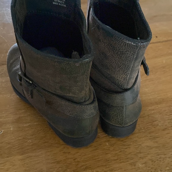 Women’s boots size 8.5 M - Picture 6 of 7